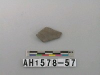藏品(灰色泥質陶片)的圖片